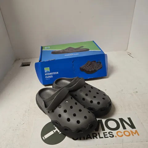HYDROTECH CLOGS – MEN'S GREY SLIP-ON SANDALS, UK 9 (EU 43)
