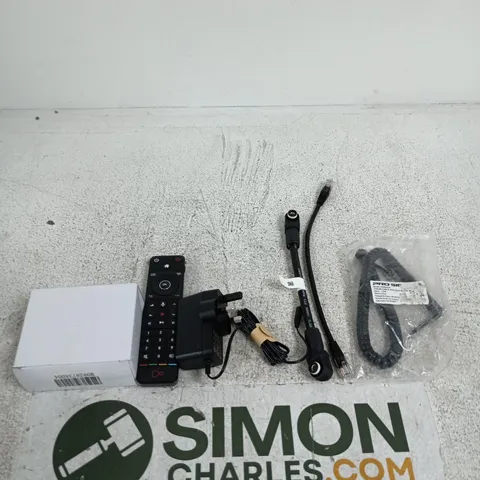 APPROXIMATELY 20 ASSORTED ITEMS INCLUDING A COILED CABLE, A VIRGIN MEDIA TV REMOTE AND AN EE SMART HYBRID CONNECT HC10A