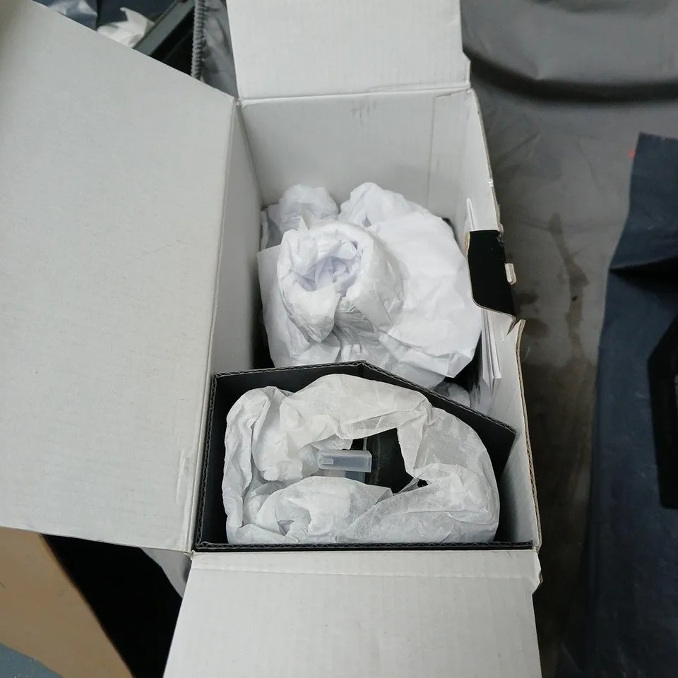 REVAMP 6 IN 1 ICONIC AIR STYLER BOXED