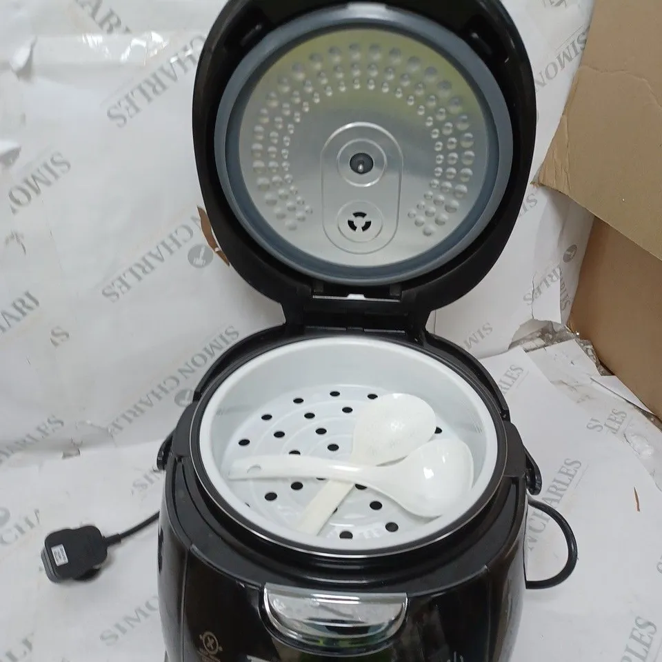 BOXED COOKS ESSENTIAL MULTI-PURPOSE COOKER 