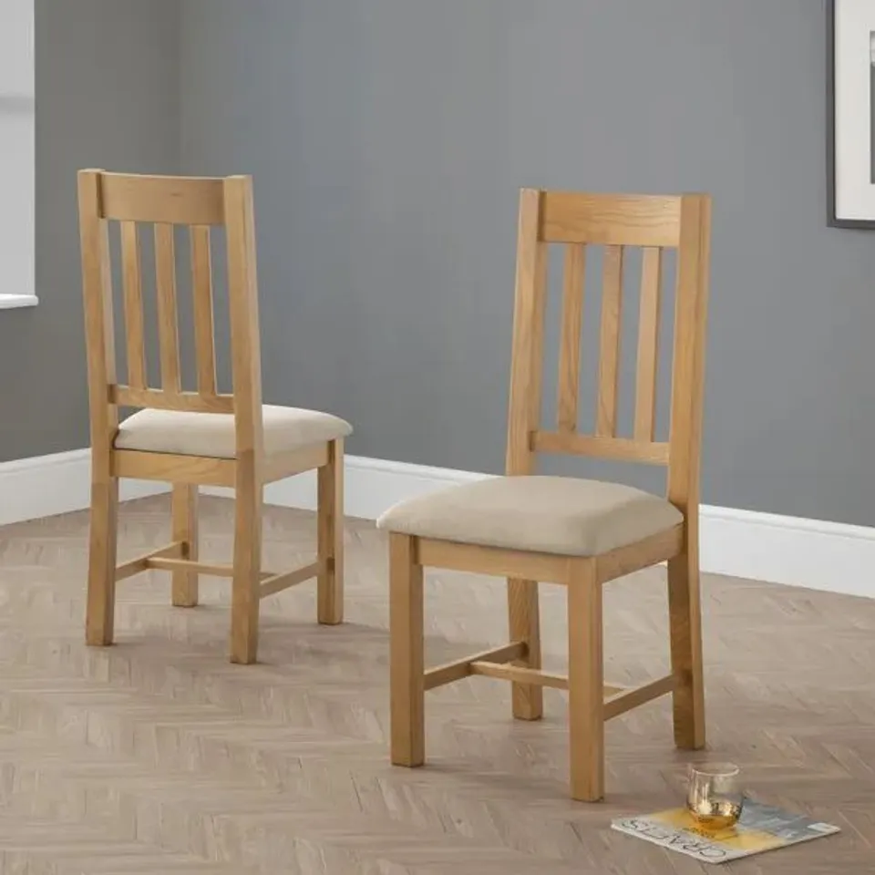BOXED JULIAN BOWEN SET OF 2 HEREFORD DINING CHAIRS - OAK (1 BOX)
