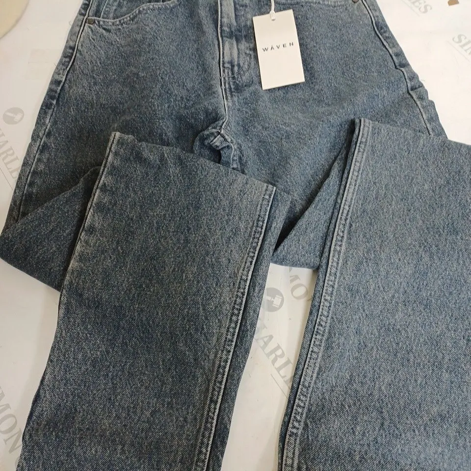 WAVEN SUPER HIGH WAIST STRAIGHT LEG JEANS - UK 6