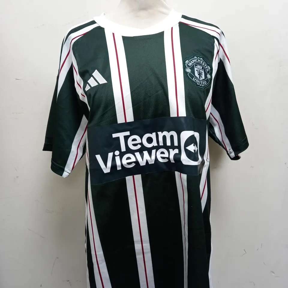 MANCHESTER UNITED ADIDAS JERSEY - SIZE LARGE