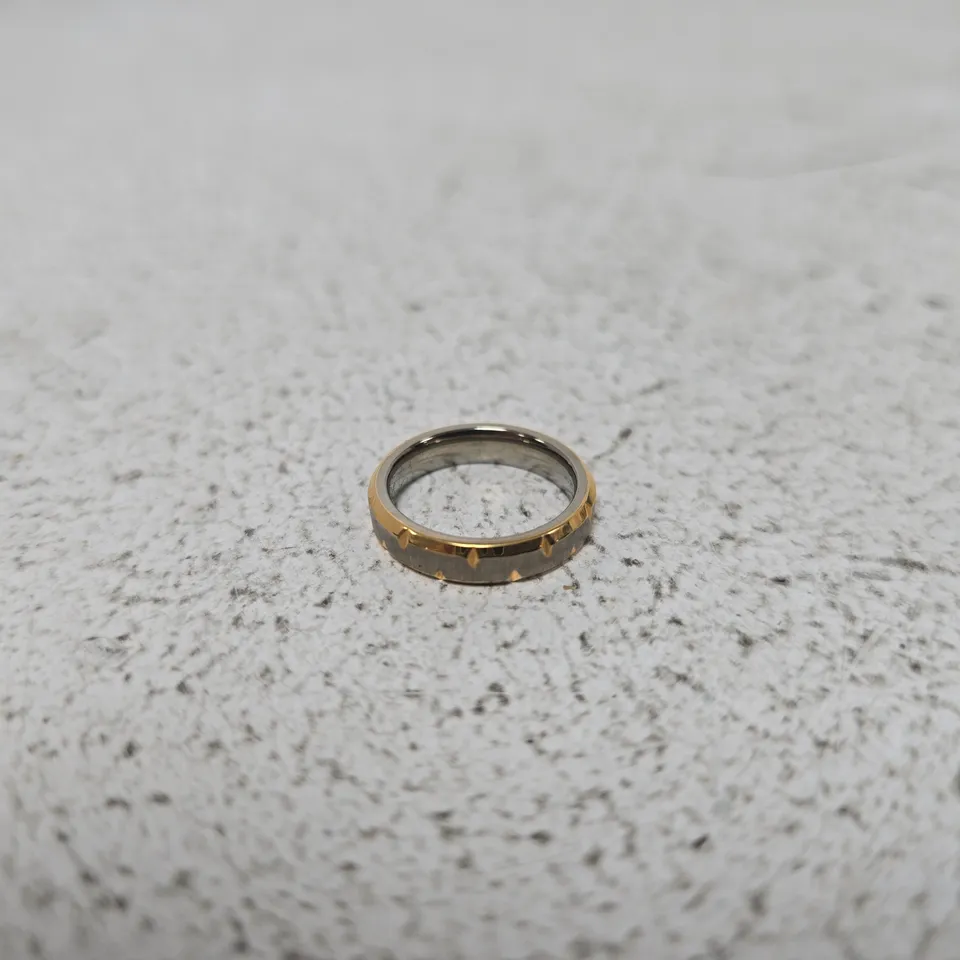 ELMA JEWELLERY TWO-TONE RING WITH SPIKED EDGE – BOXED