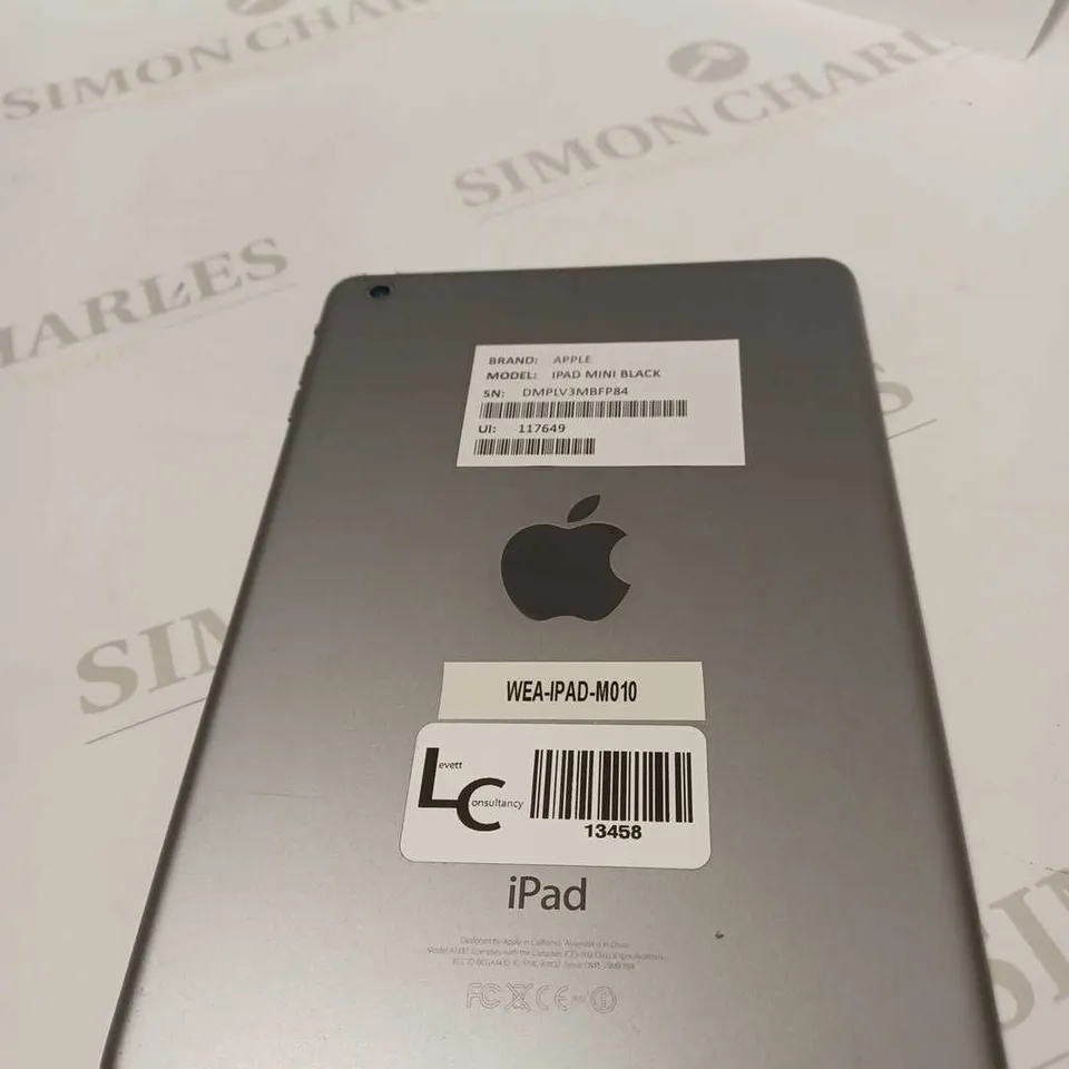 APPLE BLACK IPAD MINI DMPLV3MBFP84