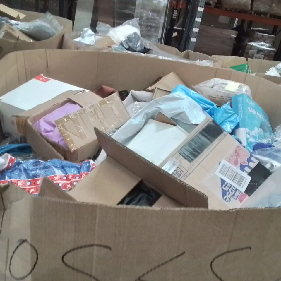 PALLET TO CONTAIN A LARGE QUANTITY OF HOSES 