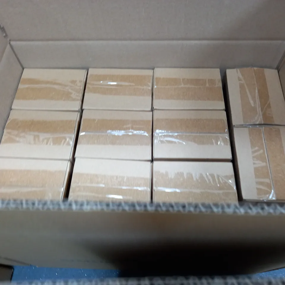 LOT OF 22 BRAND NEW 4-PACK BOXES OF 1.8M SYNC AND CHARGE CABLES - 88 TOTAL PIECES