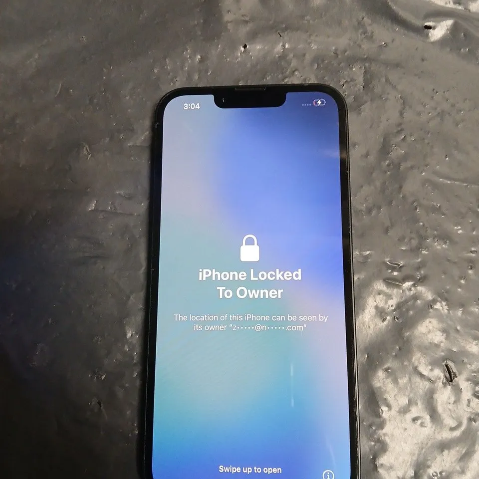 APPLE IPHONE 13 – 128 GB – BLACK - IPHONE LOCKED TO OWNER