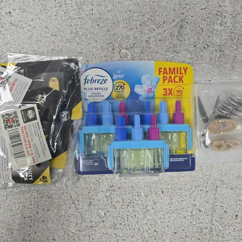 APPROXIMATELY 10 ASSORTED HOUSEHOLD ITEMS TO INCLUDE FEBREZE PLUG REFILLS, HEAVY PADLOCKS, ETC
