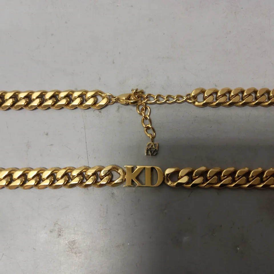 BOXED ABBOTT LYON CUSTOM INITIAL CHAIN NECKLACE IN GOLD