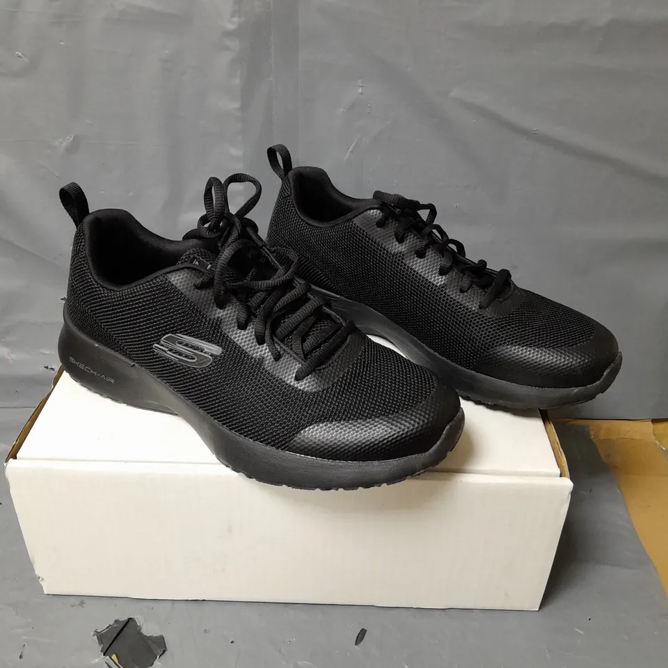 SKECH-AIR BY SKECHERS MENS KNITTED TRAINERS BLACK SIZE 8