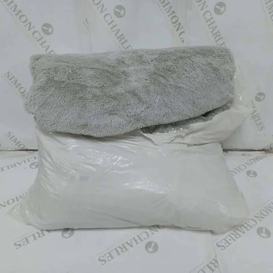 COZEE HOME VELVETSOFT HEATED THROW IN LIGHT GREY 