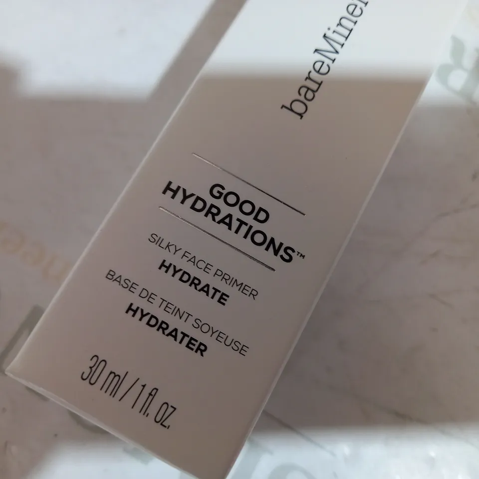 LOT OF APPROX 2 BAREMINERALS SILKY FACE PRIMER