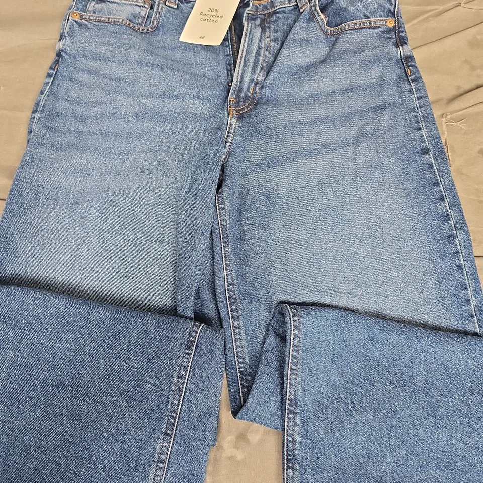 H&M WIDE HIGH WAIST JEANS IN BLUE - UK 12