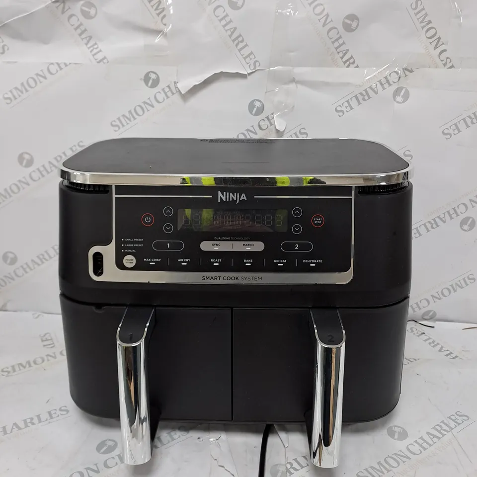 BOXED NINJA FOODI MAX 9.5L DUAL ZONE AIRFRYER AF451UK