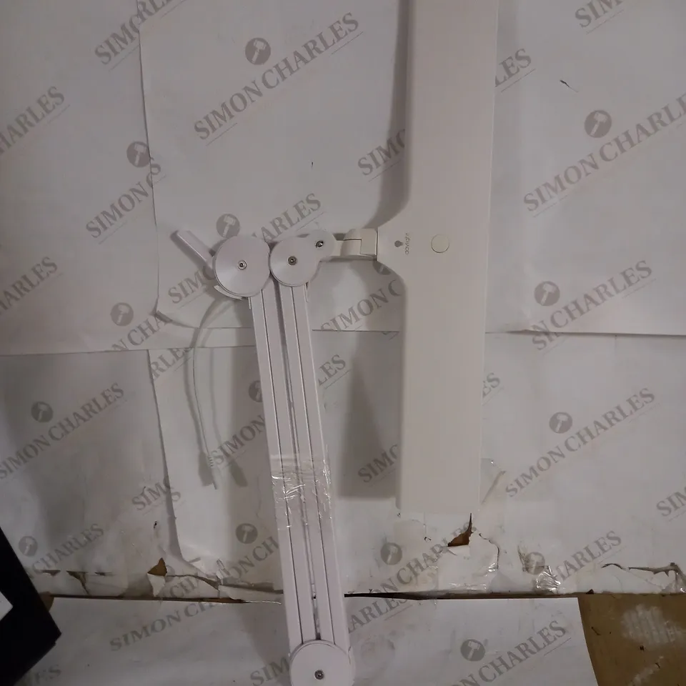 DAYLIGHT COMPANY LUMI TASK LAMP