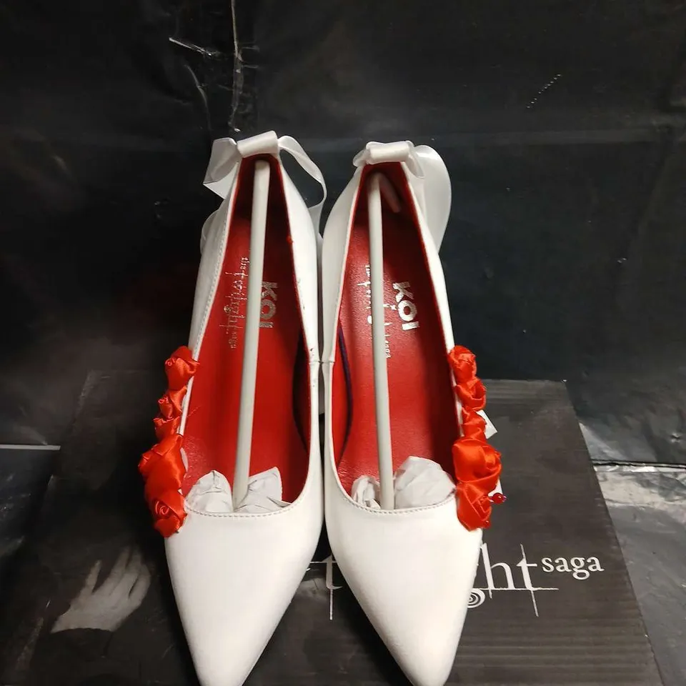 BOXED PAIR OF KOI BELLA'S NIGHTMARE ROSE HEELS – PEARL, UK3