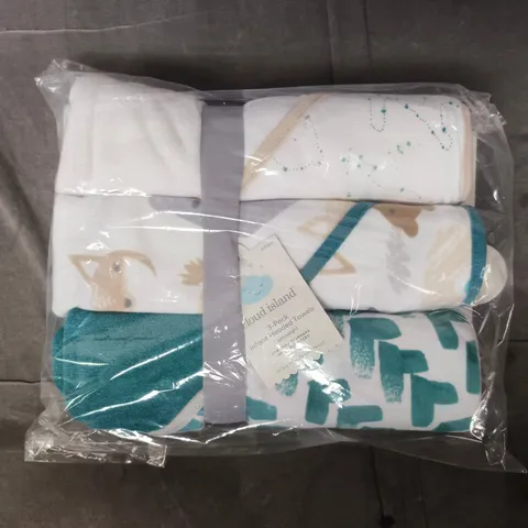 CLOUD ISLAND 3-PACK INFANT HOODED TOWELS