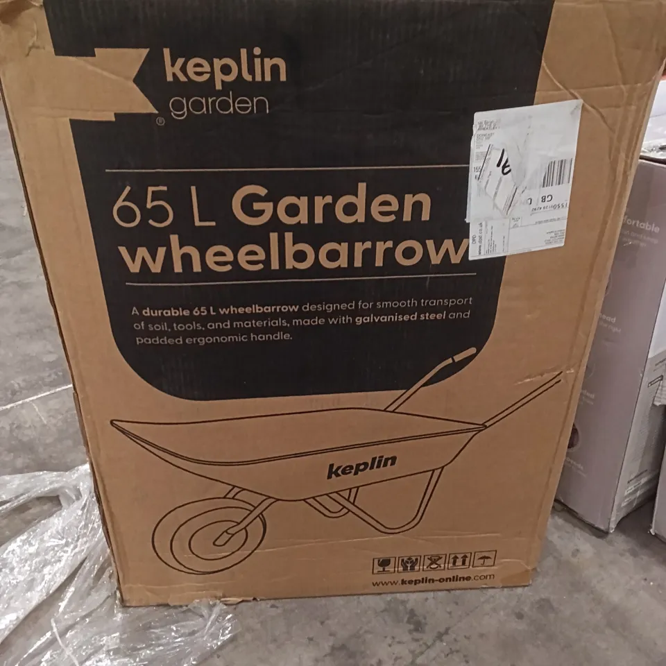 BOXED GARDEN WHEELBARROW