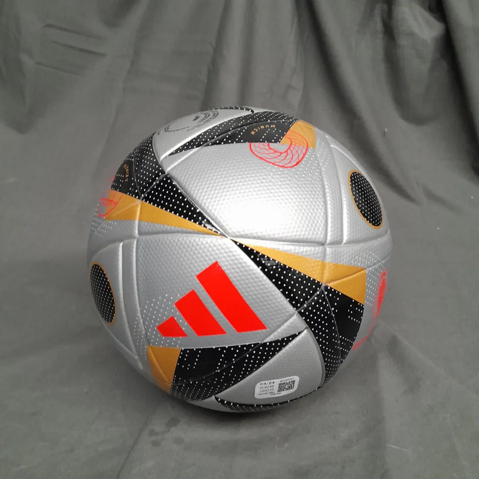 ADIDAS MATCH BALL SIZE 4 