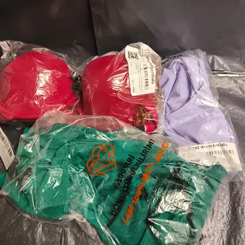 APPROXIMATELY 20 ASSORTED CLOTHING PRODUCTS IN VARIOUS SIZES TO INCLUDE BRAS, TOPS, JOGGERS ETC