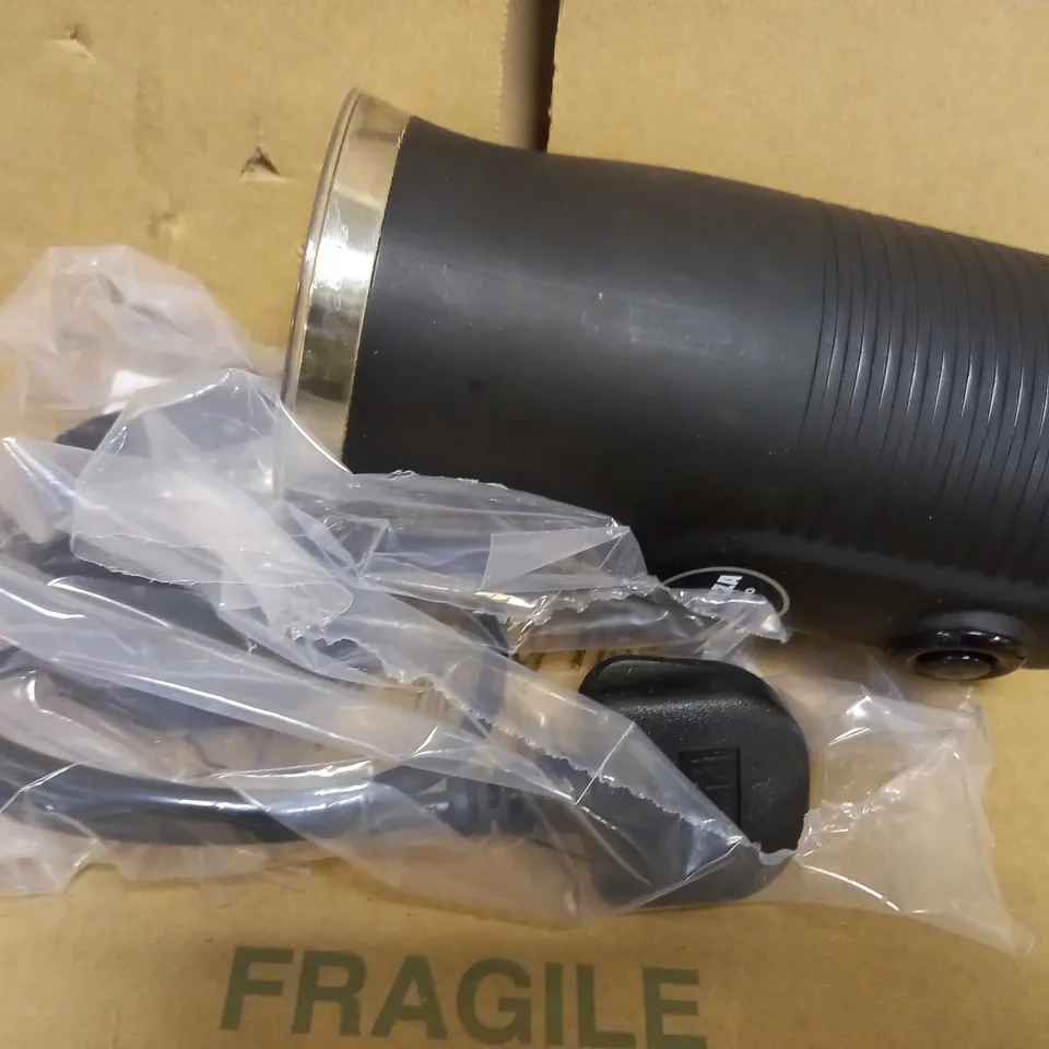 LAVAZZA A MODO MIO MILK EASY FROTHER 