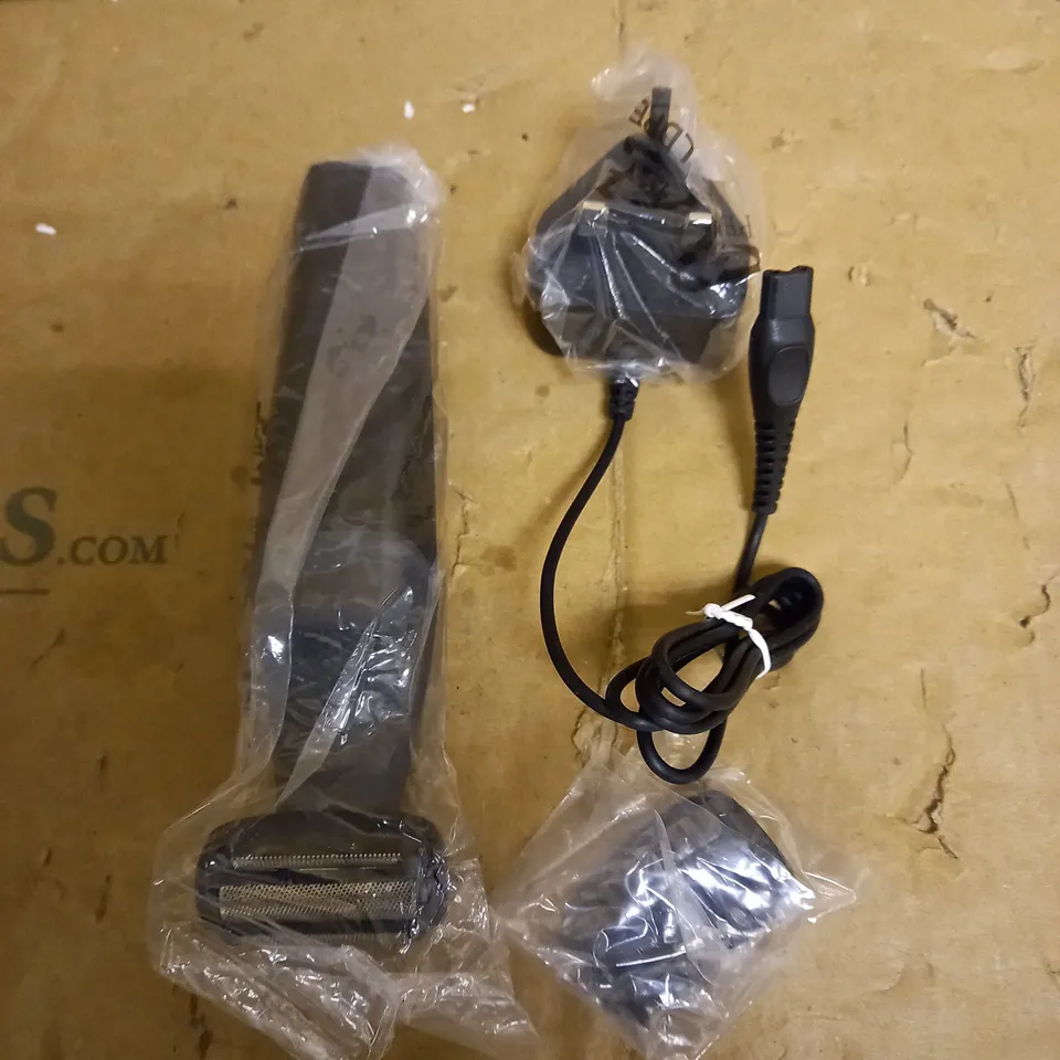 PHILIPS SERIES 3000 SHOWERPROOF BODY GROOMER
