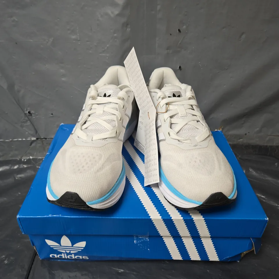 BOXED PAIR OF ADIDAS ORIGINALS ZX RS JUNIOR WHITE - UK 5.5