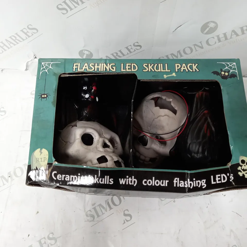 BOXED FLASHING LED SKULL PACK