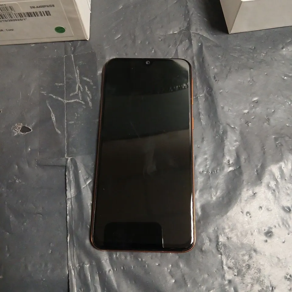 SAMSUNG GALAXY A40 SMARTPHONE – CORAL, 64GB - BOXED