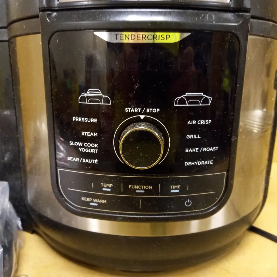 NINJA FOODI MAX MULTI-COOKER 