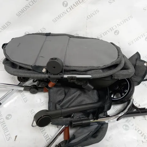 BABY CHIC CELUNA TRAVEL SYSTEM