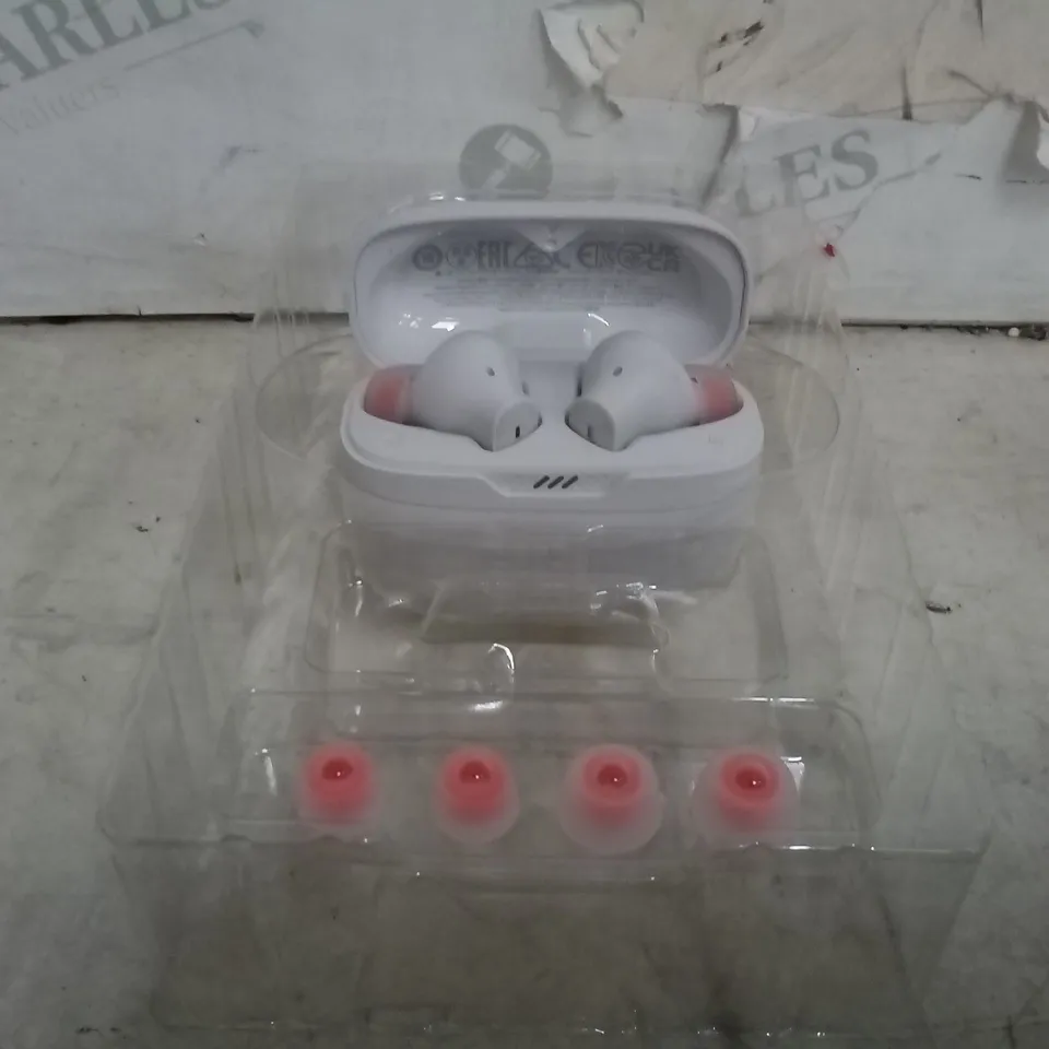 BOXED JBL TUNE230NC NOISE CANCELLING EARBUDS