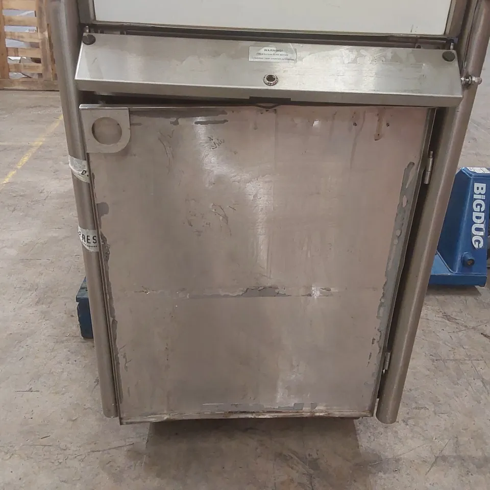 TANK STAINLESS STEEL MOBILE FOOD AND DRINK CATERING STATION