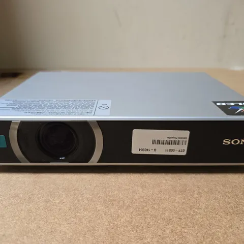 SONY VPL-CS21 PROJECTOR 