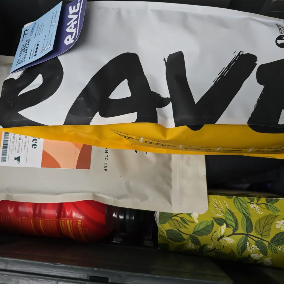 APPROXIMATELY 15 ASSORTED FOOD ITEMS TO INCLUDE APTAMIL FIRST INFANT MILK, RAVE WHOLE BEAN, TRIP CBD INFUSED DRINKS, ETC