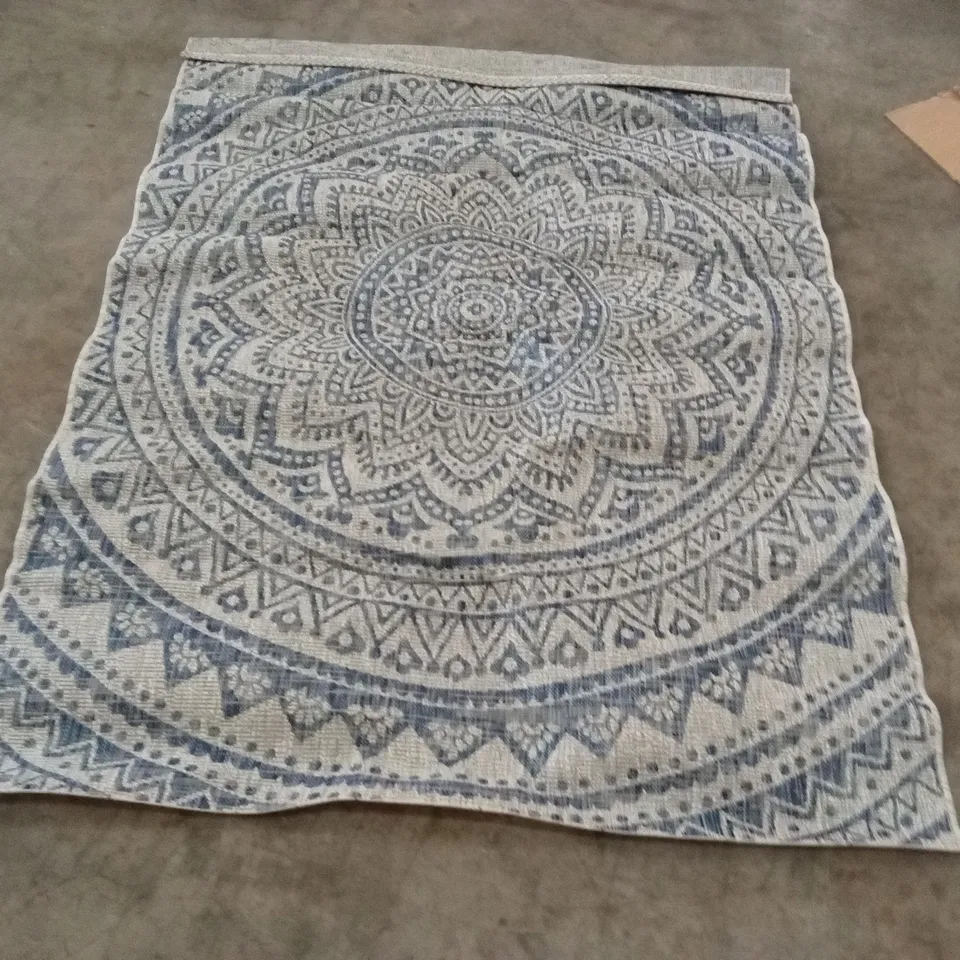 MANDALA-PATTERNED RUG IN BLUE AND GREY 230X160CM