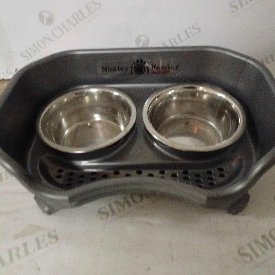 NEATER FEEDER EXPRESS DOG FOOD AND WATER BOWLS (SMALL DOG)
