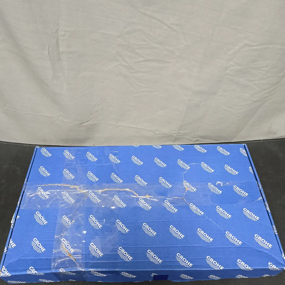 GROHE KITCHEN SINK MIXER TAP – CHROME FINISH WITH BRAIDED HOSES