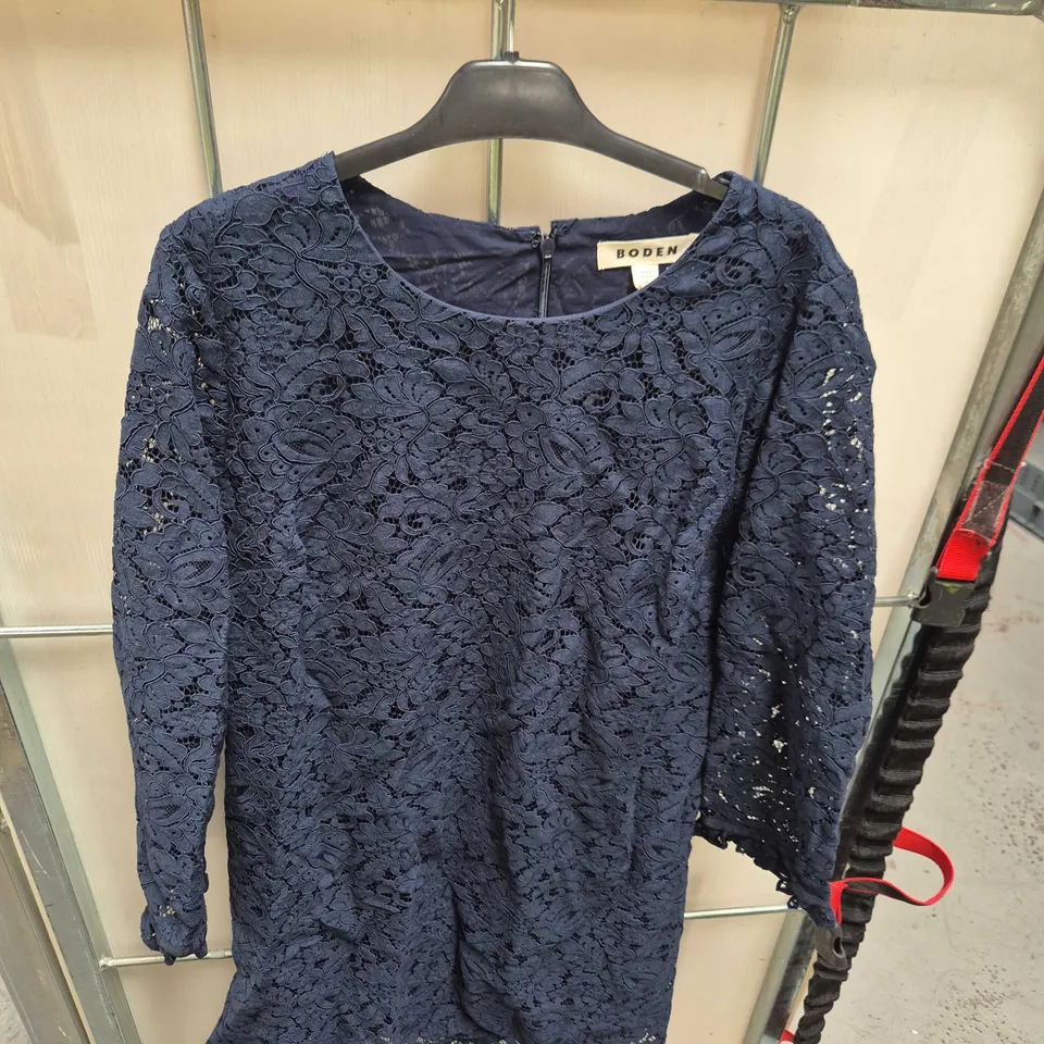 BODEN NAVY LACE DRESS – UK 12R (US 8R)