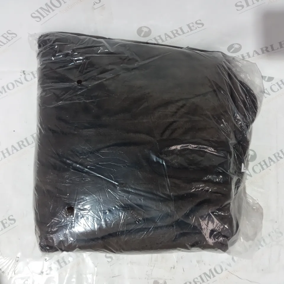 BOXED COZEE HOME FAUX FUR HEATED THROW IN CHOCOLATE