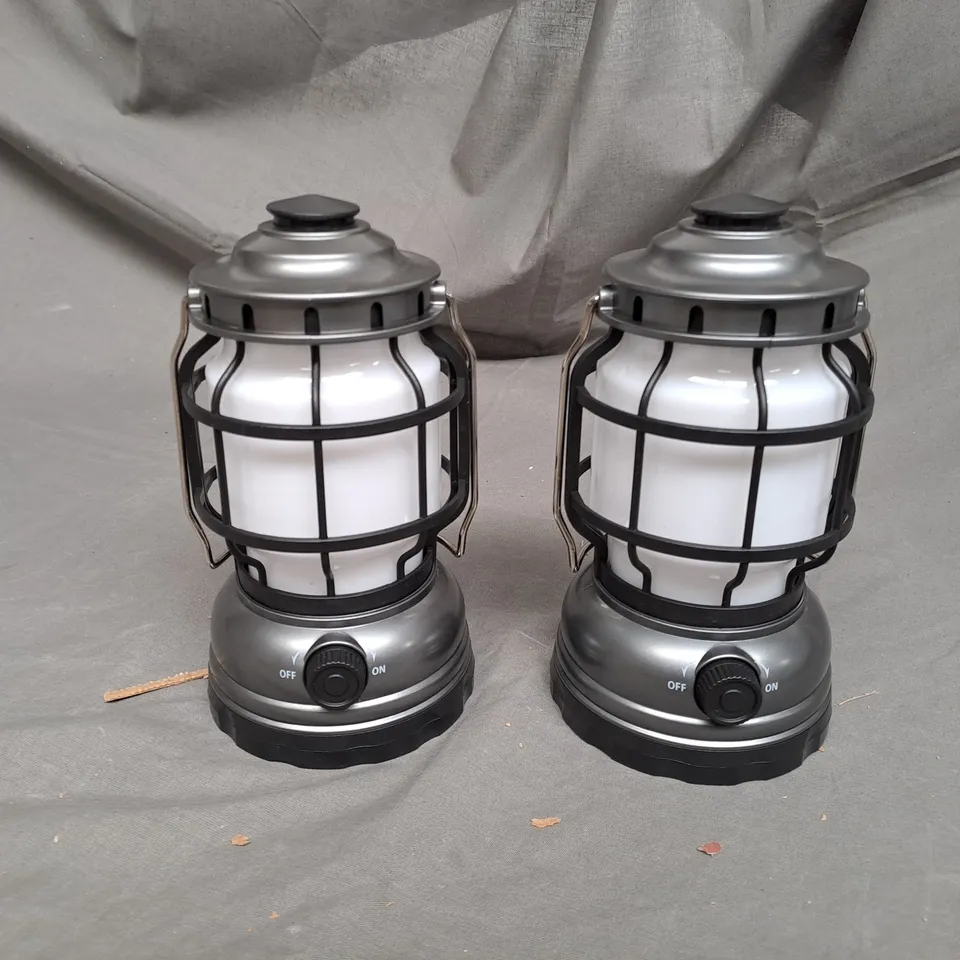 2X HANGING BATTERY LANTERNS 