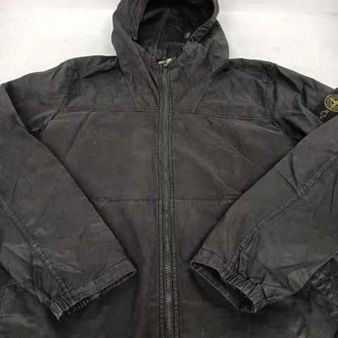 STONE ISLAND FULL ZIP JACKET - SIZE M