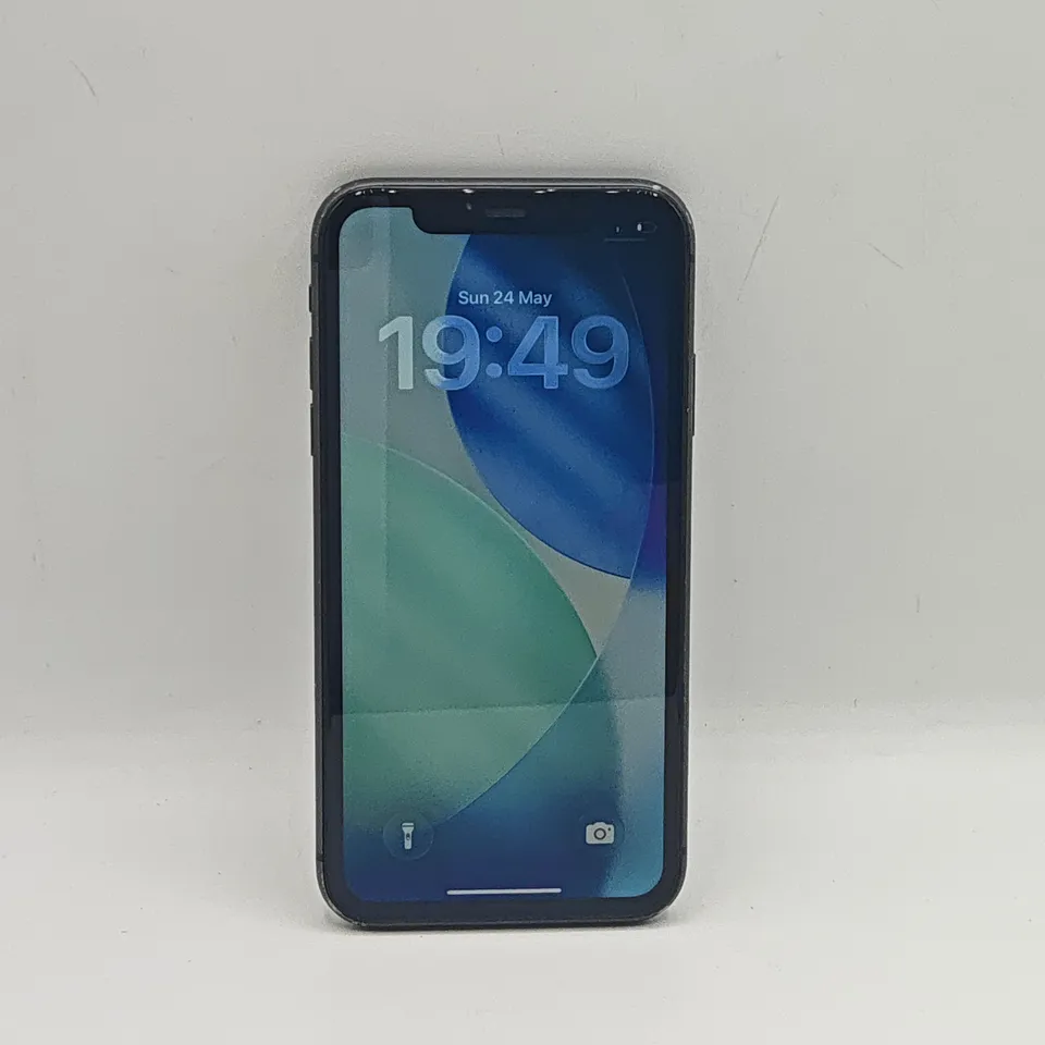 UNBOXED APPLE IPHONE 11 128GB IN BLACK - A2221