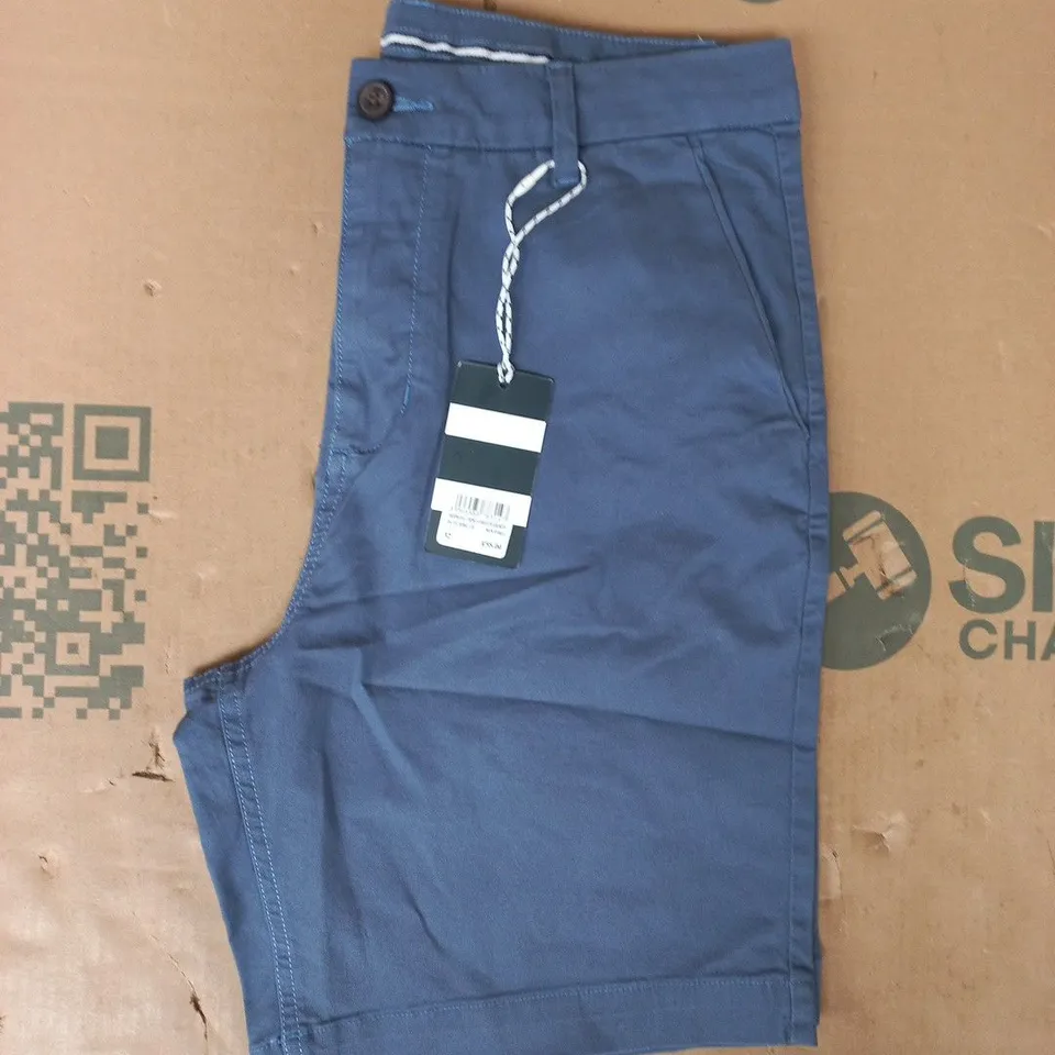 CREW CLOTHING COMPANY BERMUDA CHINO STRETCH SHORTS IN BLUE SIZE 32
