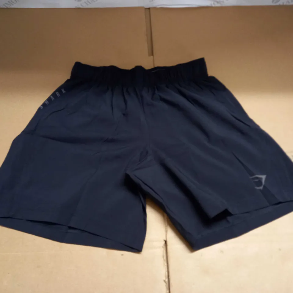 GYMSHARK TRAINING SHORTS SIZE S
