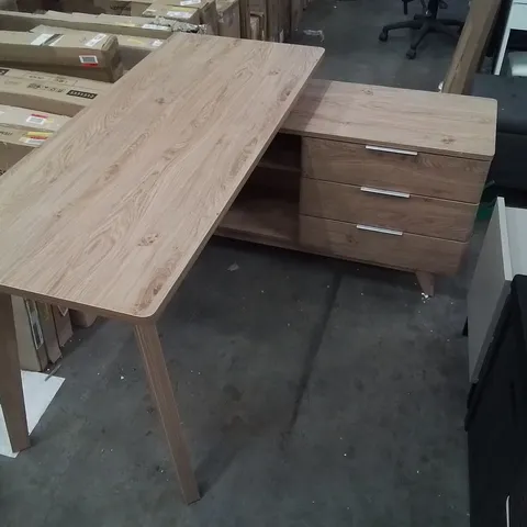 ARRIAGA L-SHAPE COMPUTER DESK - MONTANA OAK