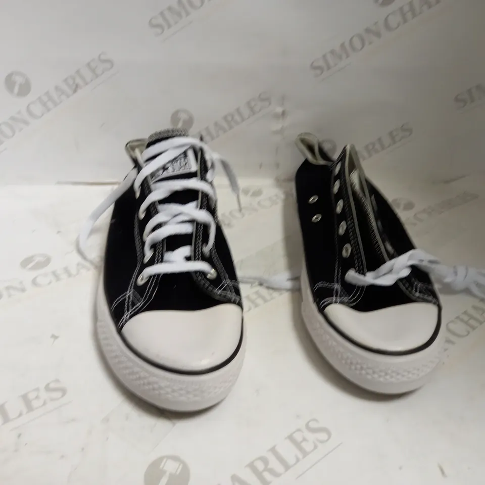 CONVERSE ALL STAR FLAT UK MENS 12 