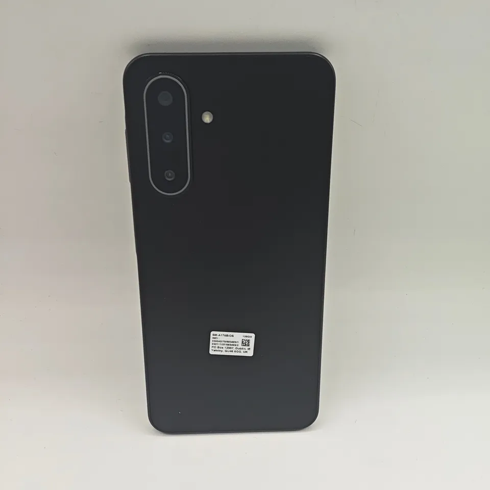 BOXED SAMSUNG GALAXY A17 5G 4/128GB IN BLACK - SM-A176B