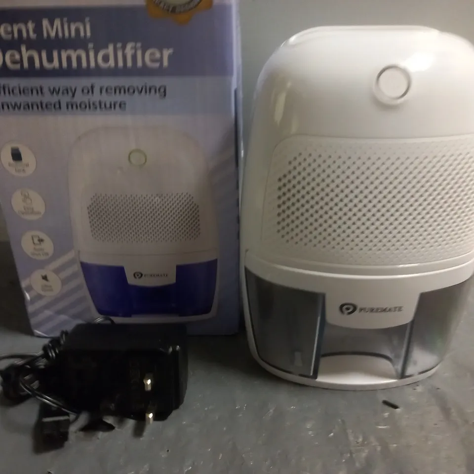 BOXED SILENT MINI DEHUMIDIFIER